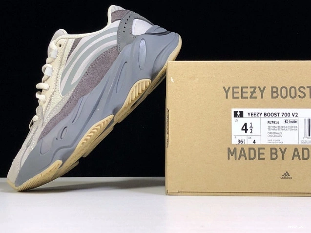 Yeezy v2 700 Adidas Tephra FU7914 Boost 0913